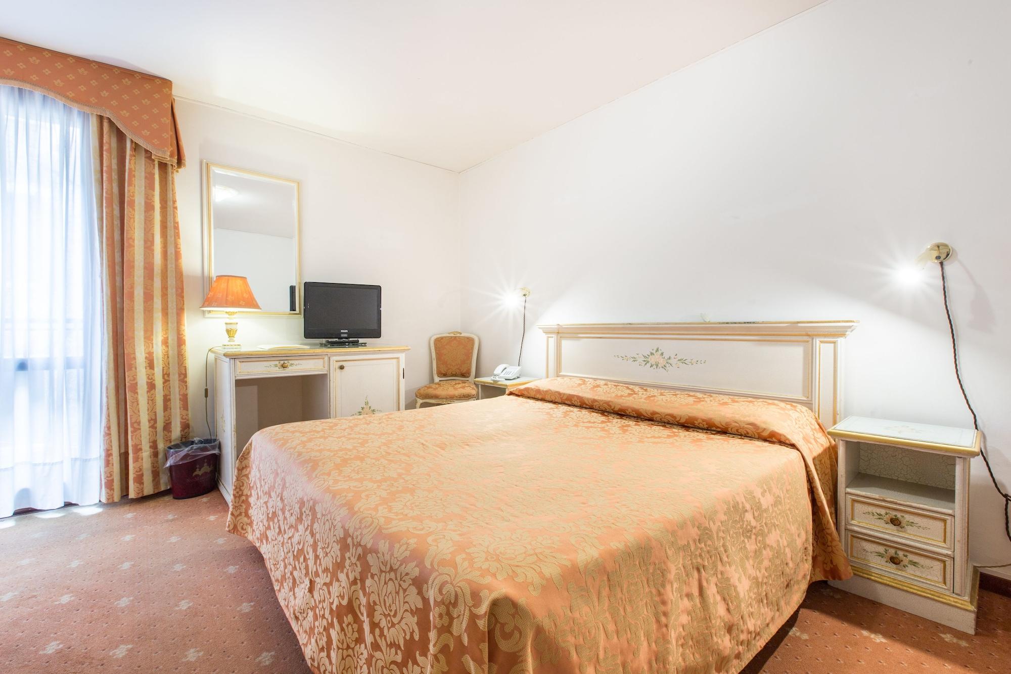 Ambassador Tre Rose 3* Venecia